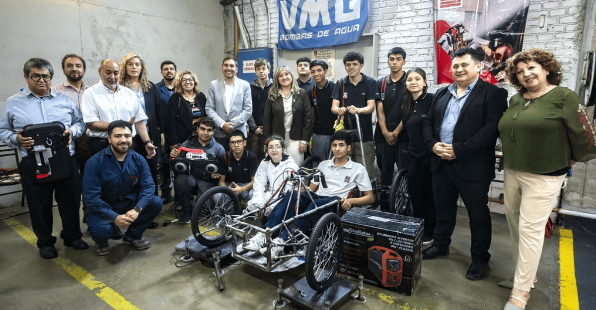 Alumnos de la Boero crean autos eléctricos para competir en Entre Ríos Alumnos de la Boero crean autos eléctricos para competir en Entre Ríos
