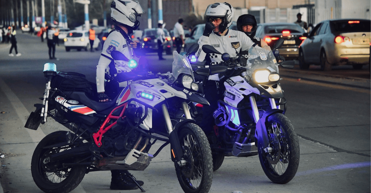 operativo policial en San Juan: más de 130 infracciones, 70 vehículos radiados y un fallecido operativo policial en San Juan: más de 130 infracciones, 70 vehículos radiados y un fallecido