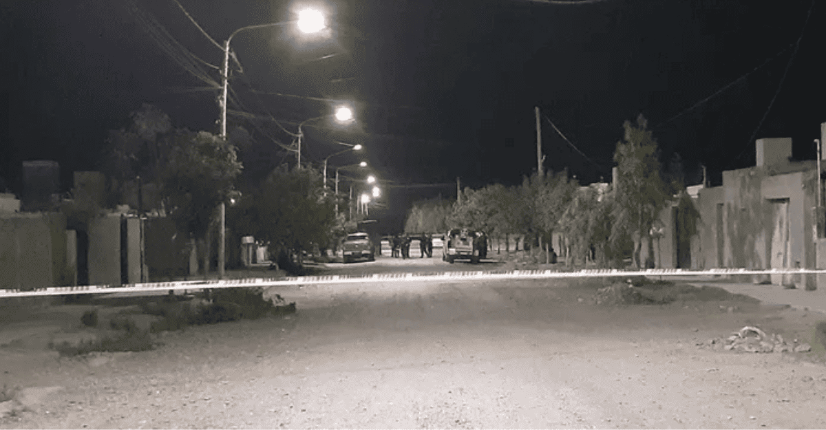 Se entregó uno de los sospechosos por el crimen de Emir Barboza en Rawson Se entregó uno de los sospechosos por el crimen de Emir Barboza en Rawson