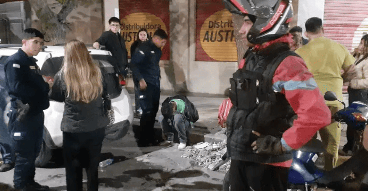 Valiente reacción de cadetes de delivery impidió un robo en el centro de San Juan