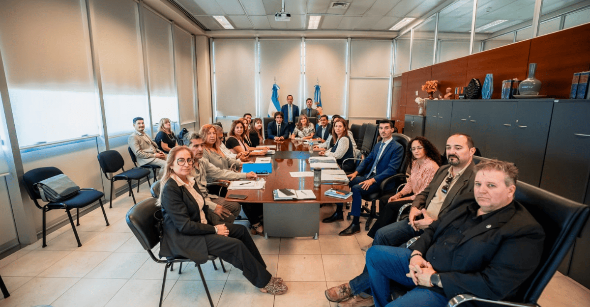 Paritaria docente pasa a cuarto intermedio y continuará el 5 de diciembre por falta de acuerdo Paritaria docente pasa a cuarto intermedio y continuará el 5 de diciembre por falta de acuerdo
