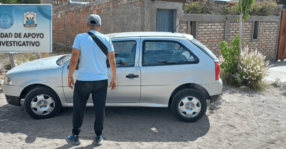 Detuvieron a un hombre con antecedentes por robar en Santa Lucía Detuvieron a un hombre con antecedentes por robar en Santa Lucía