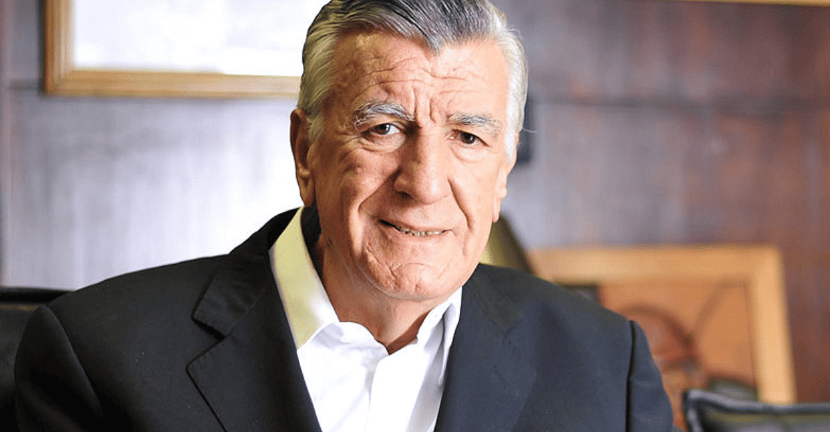 José Luis Gioja fue internado por un cuadro abdominal