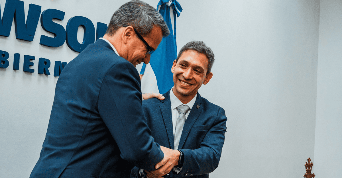 Rawson nombró a Rubén Rueda como nuevo Secretario de Hacienda y Finanzas Rawson nombró a Rubén Rueda como nuevo Secretario de Hacienda y Finanzas