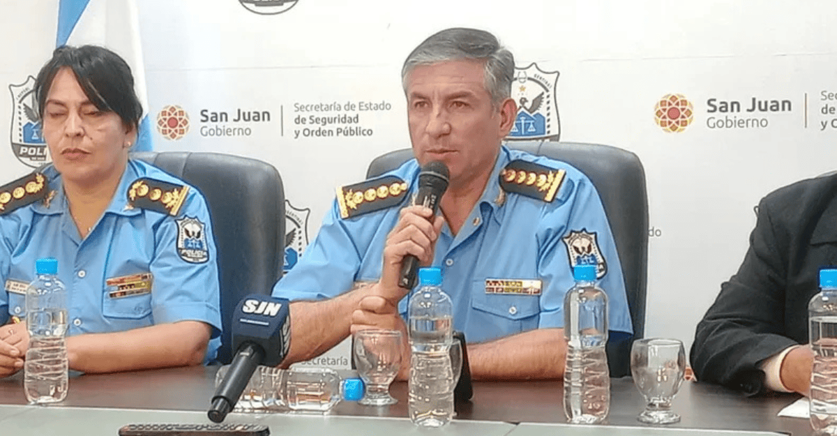 Megaoperativo en San Juan: 16 detenidos y seis kilos de cocaína secuestrados. Megaoperativo en San Juan: 16 detenidos y seis kilos de cocaína secuestrados.