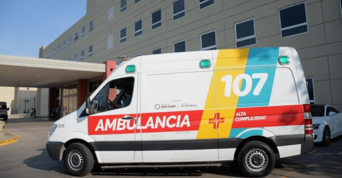 Accidente en Capital: una mujer fue embestida por un vehículo Accidente en Capital: una mujer fue embestida por un vehículo