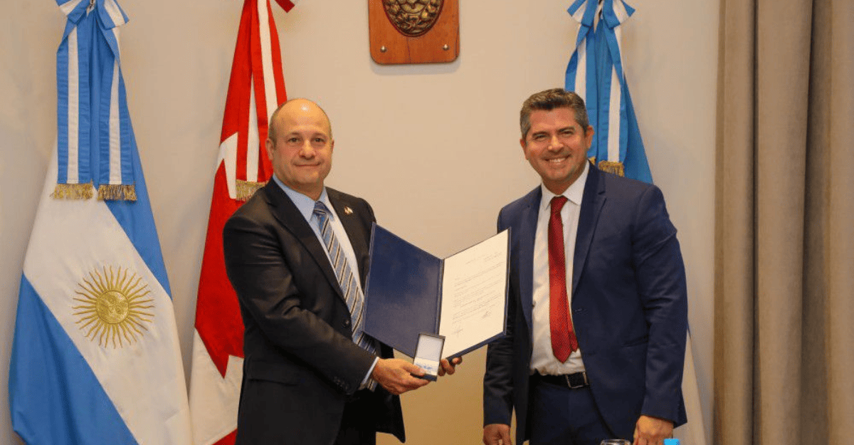 El embajador de Canadá sorprendió al revelar su fuerte conexión con San Juan El embajador de Canadá sorprendió al revelar su fuerte conexión con San Juan