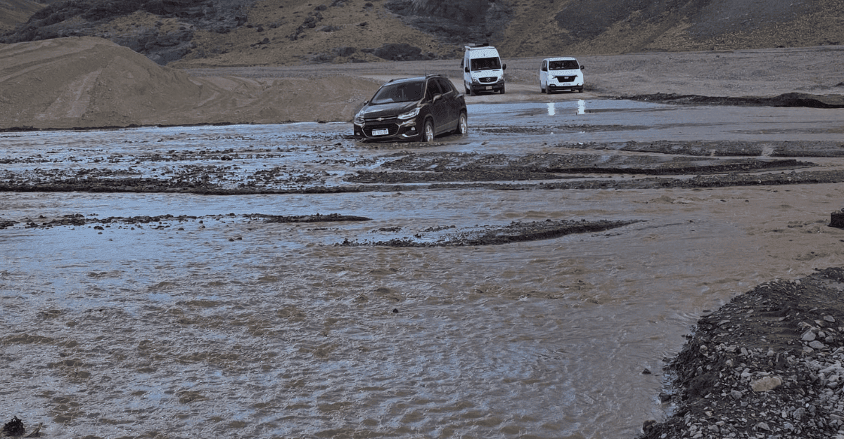 Video: Rescate de una familia por una creciente en el Paso Internacional Agua Negra