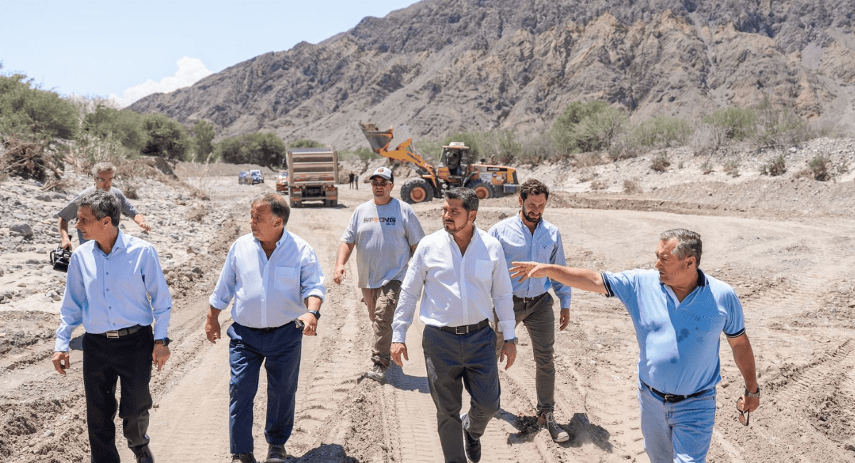 Orrego destina $1.000 millones para municipios afectados por las lluvias. Orrego destina $1.000 millones para municipios afectados por las lluvias.