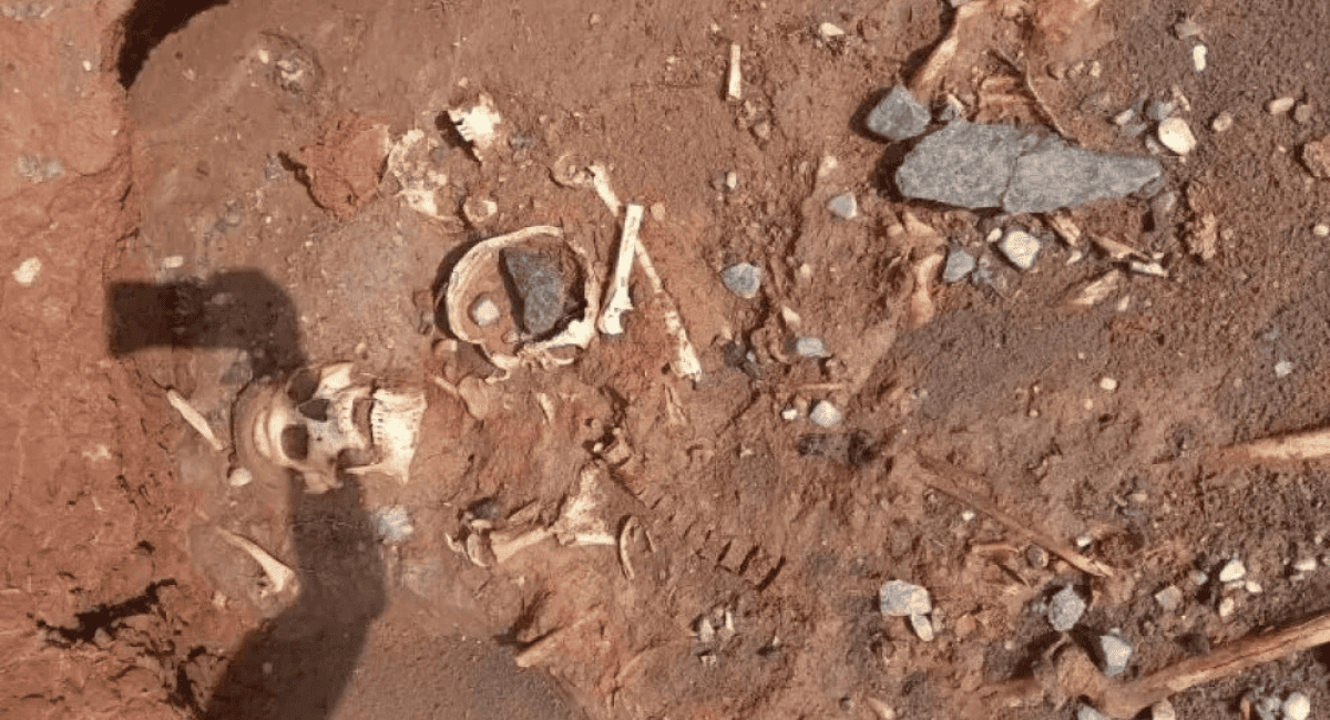 Restos óseos hallados en Marayes pertenecen a cinco personas: tres adultos y dos menores Restos óseos hallados en Marayes pertenecen a cinco personas: tres adultos y dos menores