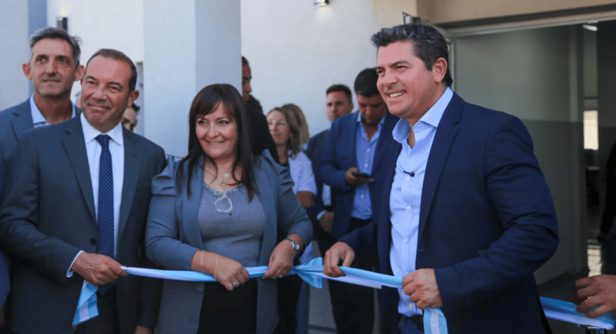 Orrego inauguró el CAPS San Patricio en Chimbas, beneficiando a más de 11.800 vecinos. Orrego inauguró el CAPS San Patricio en Chimbas, beneficiando a más de 11.800 vecinos.