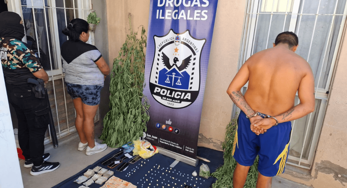 Rivadavia: desarticulan punto de venta de drogas y detienen a dos personas.