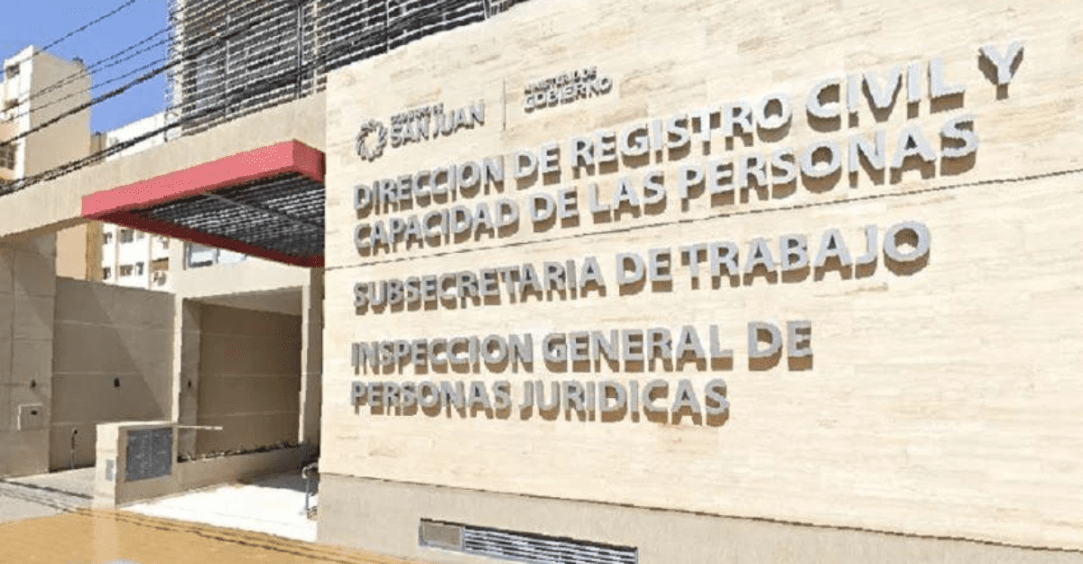 Subsecretaria deTrabajo recordó que la ley no impide huelgas, pero sí exige servicios mínimos.