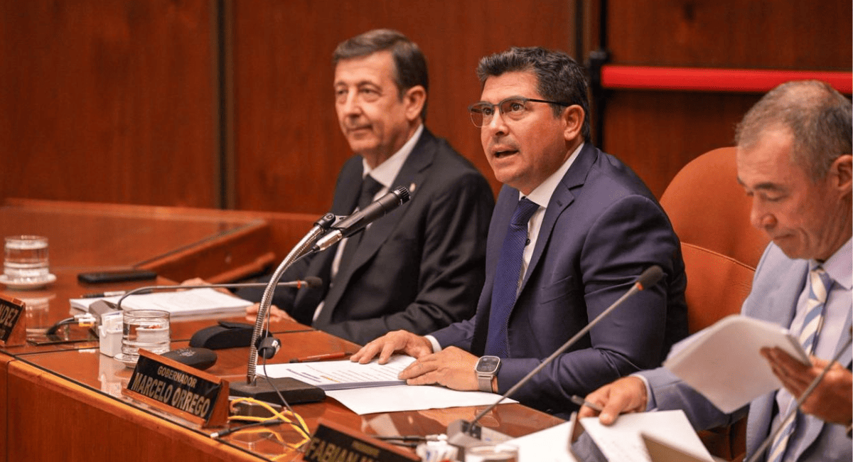 Orrego anunció la repavimentación y el ensanche total de la Avenida de Circunvalación en su mensaje anual Orrego anunció la repavimentación y el ensanche total de la Avenida de Circunvalación en su mensaje anual