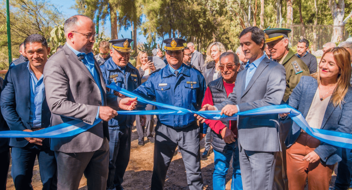 Miodowsky inauguró mejoras clave en el Faunístico en el Día del Animal. Miodowsky inauguró mejoras clave en el Faunístico en el Día del Animal.
