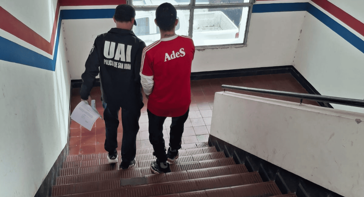 Detuvieron en Chimbas a un hombre buscado desde 2025 por robo agravado Detuvieron en Chimbas a un hombre buscado desde 2025 por robo agravado