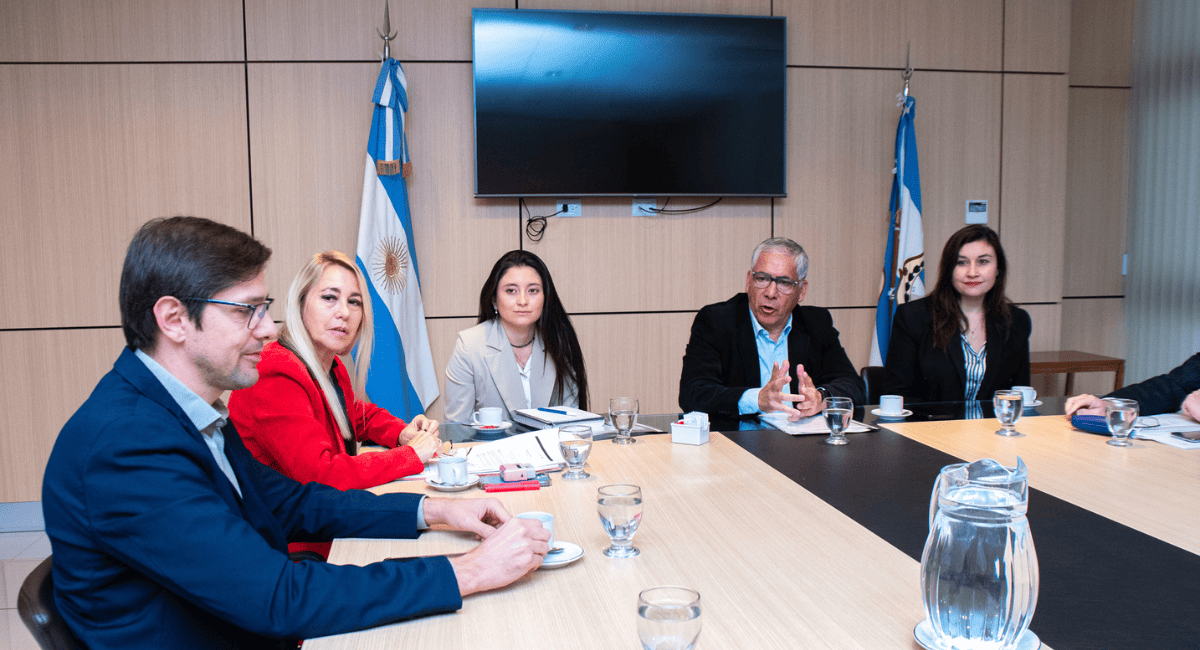Delgado defendió reformas a sanciones policiales y confirmó cámaras para 25 de Mayo Delgado defendió reformas a sanciones policiales y confirmó cámaras para 25 de Mayo