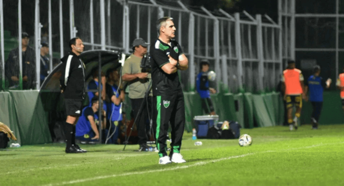 Crisis en San Martín: Ariel Martos dejó de ser el entrenador Crisis en San Martín: Ariel Martos dejó de ser el entrenador