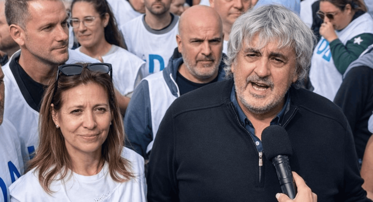 Freno a la reforma docente: UDA consiguió un fallo que protege derechos laborales. Freno a la reforma docente: UDA consiguió un fallo que protege derechos laborales.