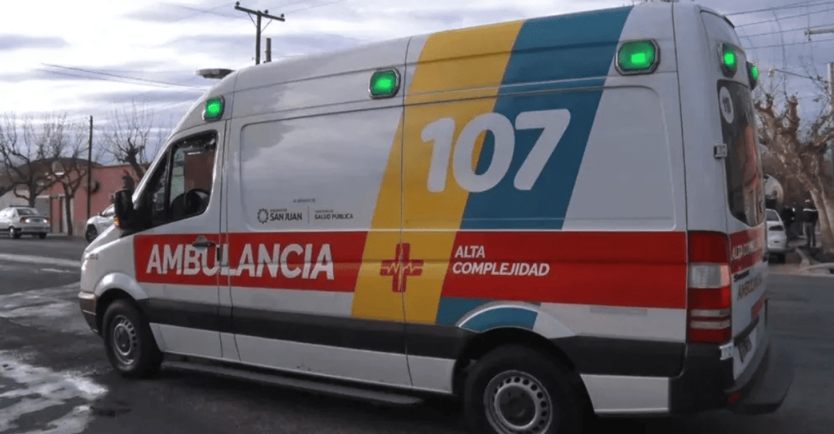 Tensión en un hotel alojamiento en Capital: hombre hospitalizado y mujer aprehendida.