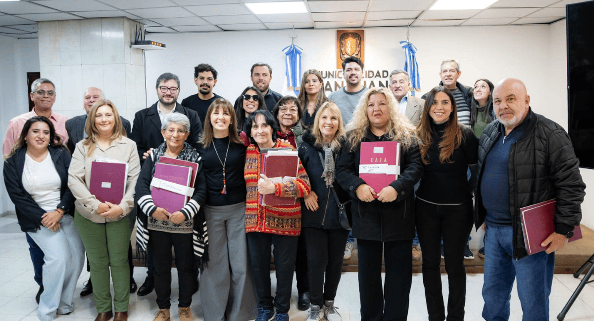 Apoyo institucional en Capital: organizaciones recibieron documentación clave para regularizarse
