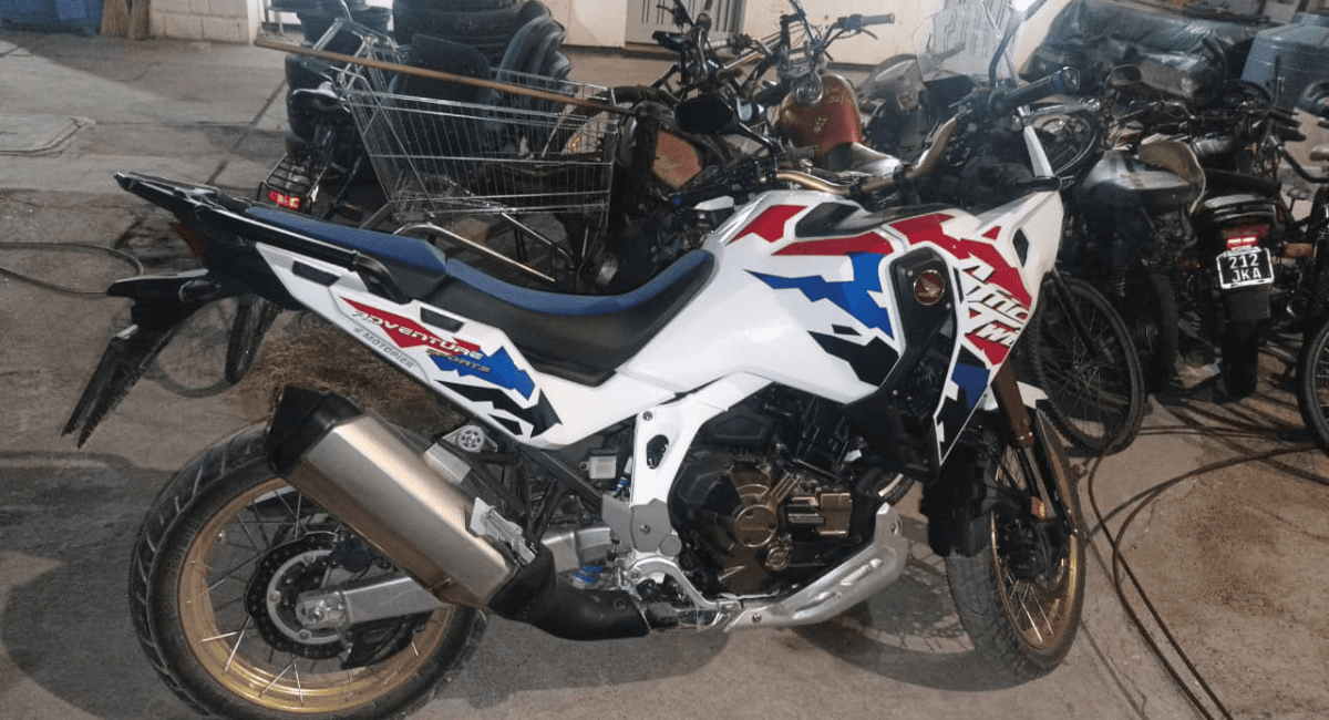 Persecución interdepartamental: recuperaron en Chimbas una moto robada a mano armada en Pocito.