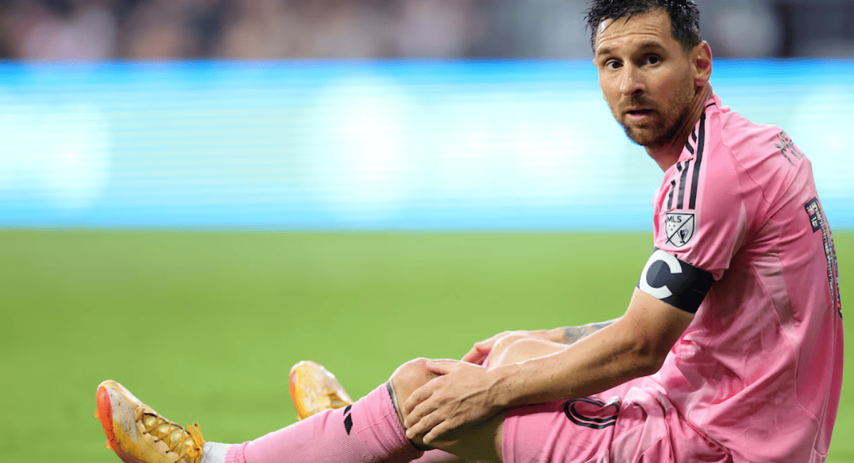 Argentina y el mundo pendientes: Lionel Messi preocupa por una molestia