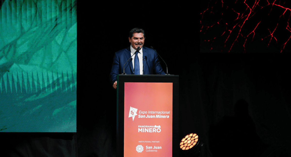 Orrego: “Las inversiones llegan donde hay confianza”, su mensaje central en el Día de la Minería Orrego: “Las inversiones llegan donde hay confianza”, su mensaje central en el Día de la Minería