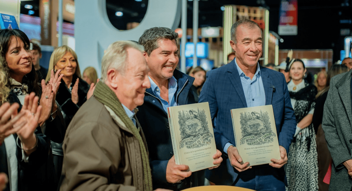 En la Feria del Libro, Orrego y Martín celebraron la gran participación y creatividad de San Juan