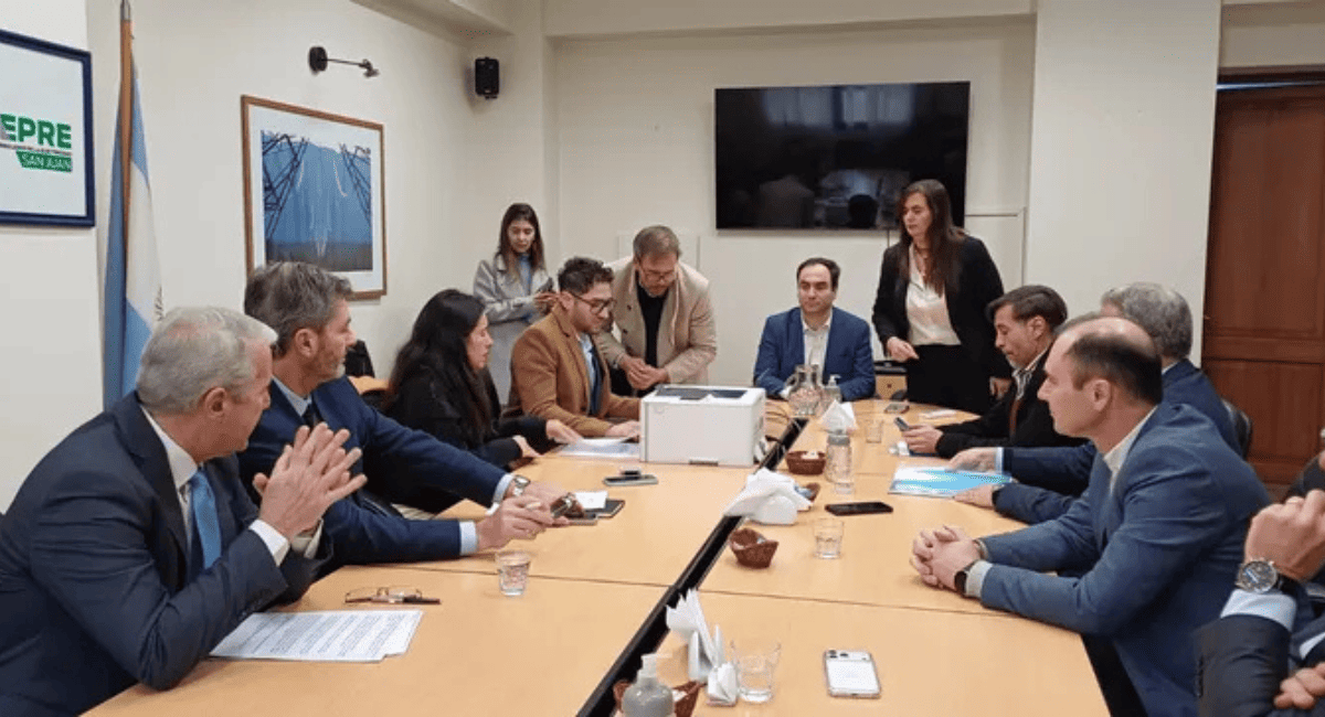Naturgy continuará al frente del servicio eléctrico en San Juan tras quedar sin competencia en el proceso licitatorio