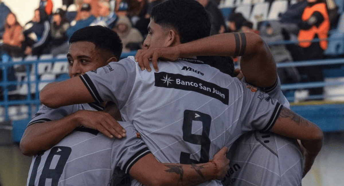 Respira San Martín: tanto clave de Funez que revive la ilusión en la Primera Nacional Respira San Martín: tanto clave de Funez que revive la ilusión en la Primera Nacional