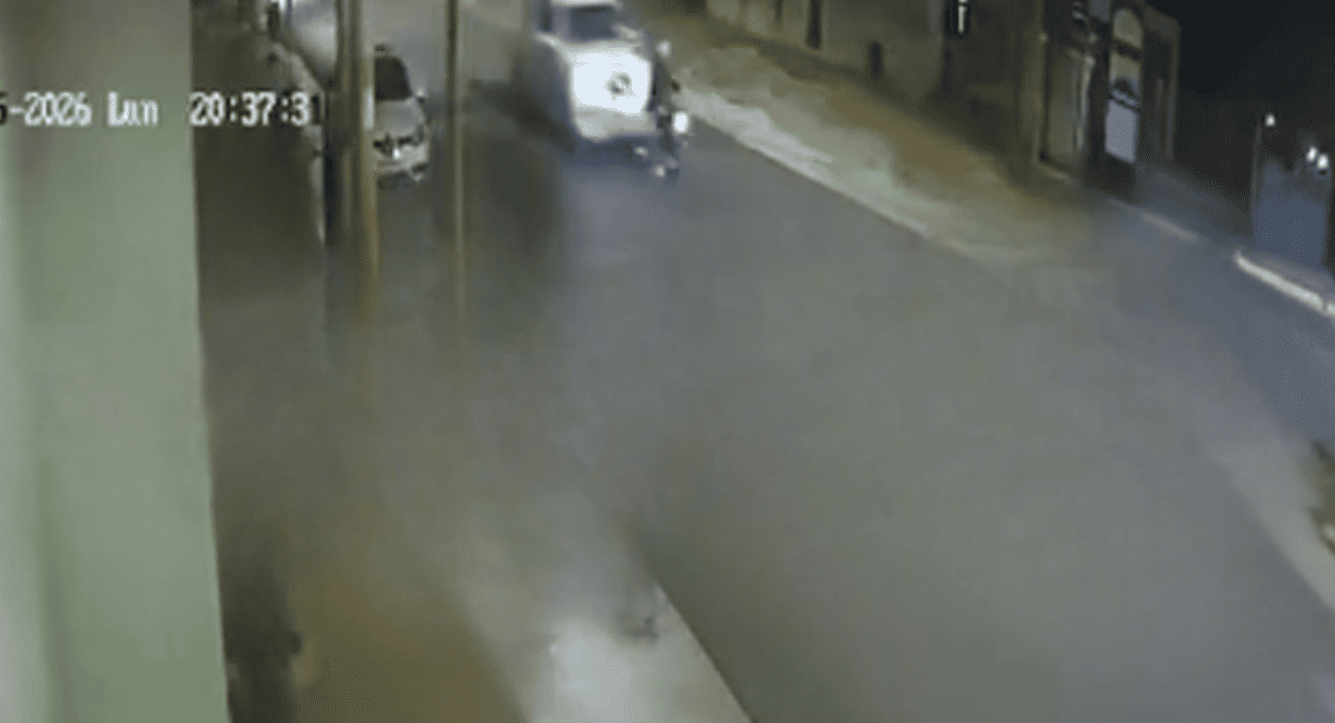 Grave accidente en Santa Lucía: Joaquín “Kuki” Camacho lucha por su vida tras ser embestido por una camioneta. Video Grave accidente en Santa Lucía: Joaquín “Kuki” Camacho lucha por su vida tras ser embestido por una camioneta. Video