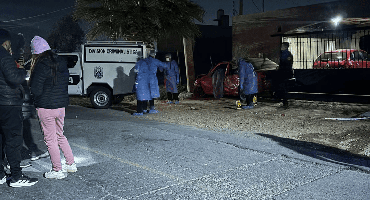 Nuevos detalles del siniestro en Santa Lucía: un joven murió y otro sigue grave tras chocar contra una pilastra. Nuevos detalles del siniestro en Santa Lucía: un joven murió y otro sigue grave tras chocar contra una pilastra.