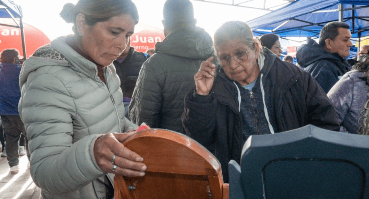 El programa "Te veo bien" desembarca en San Martín y Rawson con operativos de anteojos gratuitos