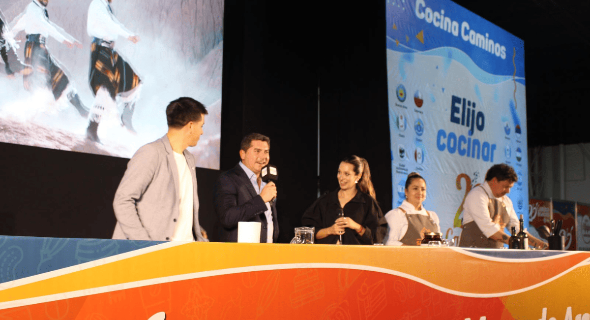 Marcelo Orrego acompañó la presentación de la gastronomía de San Juan en Caminos y Sabores Marcelo Orrego acompañó la presentación de la gastronomía de San Juan en Caminos y Sabores
