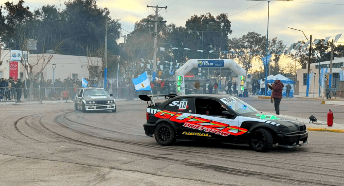 El drift callejero hizo historia en 9 de Julio con un show único que revolucionó las vacaciones