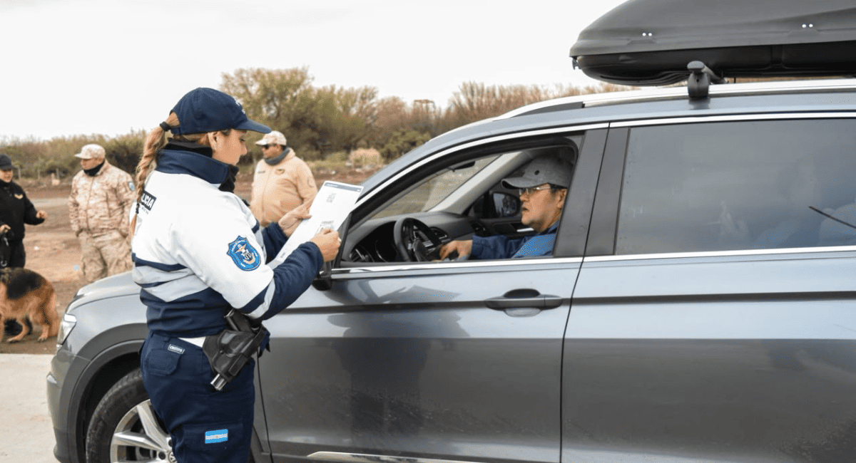 San Juan y Mendoza desplegaron un operativo conjunto en el Control San Carlos